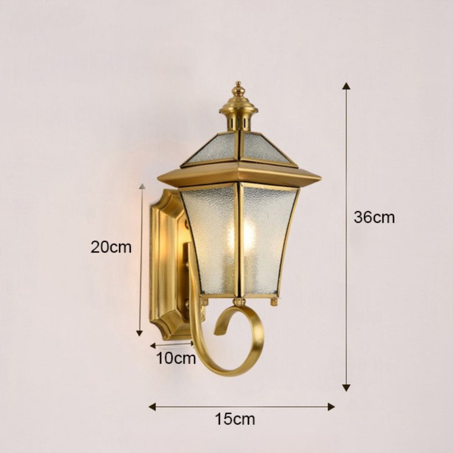 BrassLume - Retro LED Wandleuchte im Messing-Look für Außenbereiche
