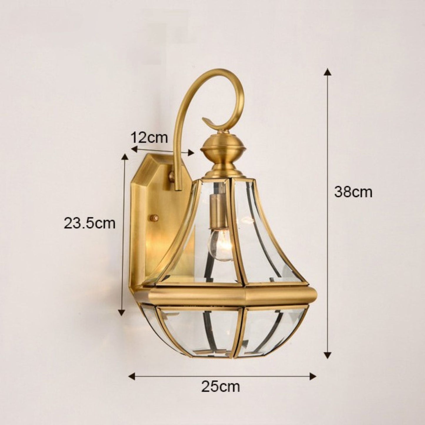 BrassLume - Retro LED Wandleuchte im Messing-Look für Außenbereiche