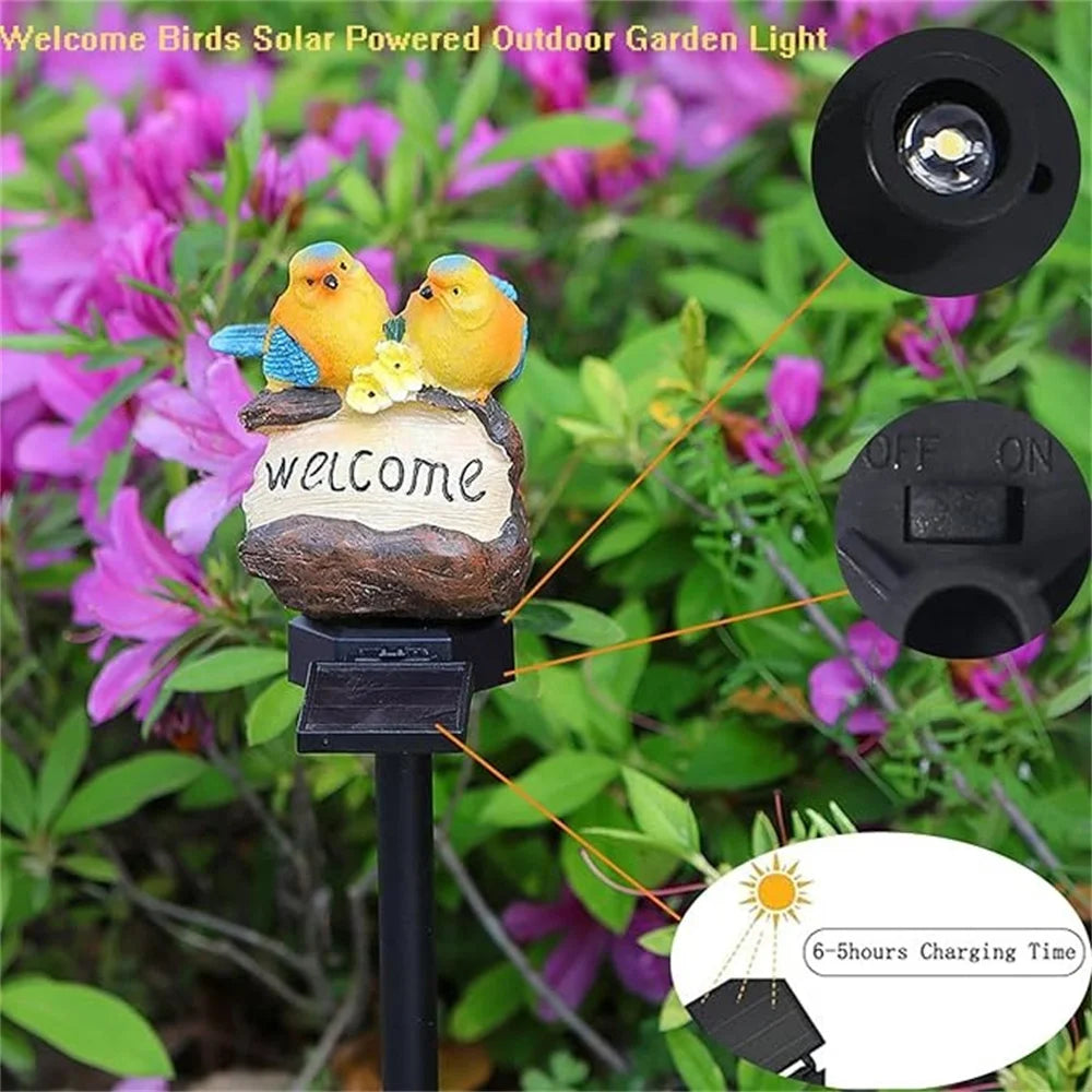 LumenBird - Solarbetriebene Gartenleuchte mit LED-Vogel für Terrasse und Garten