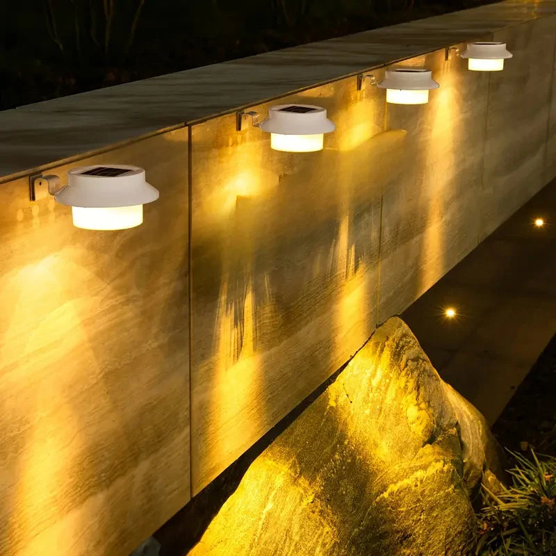 LumenSpot - Solar LED Gartenstrahler für Wand und Zaunbeleuchtung