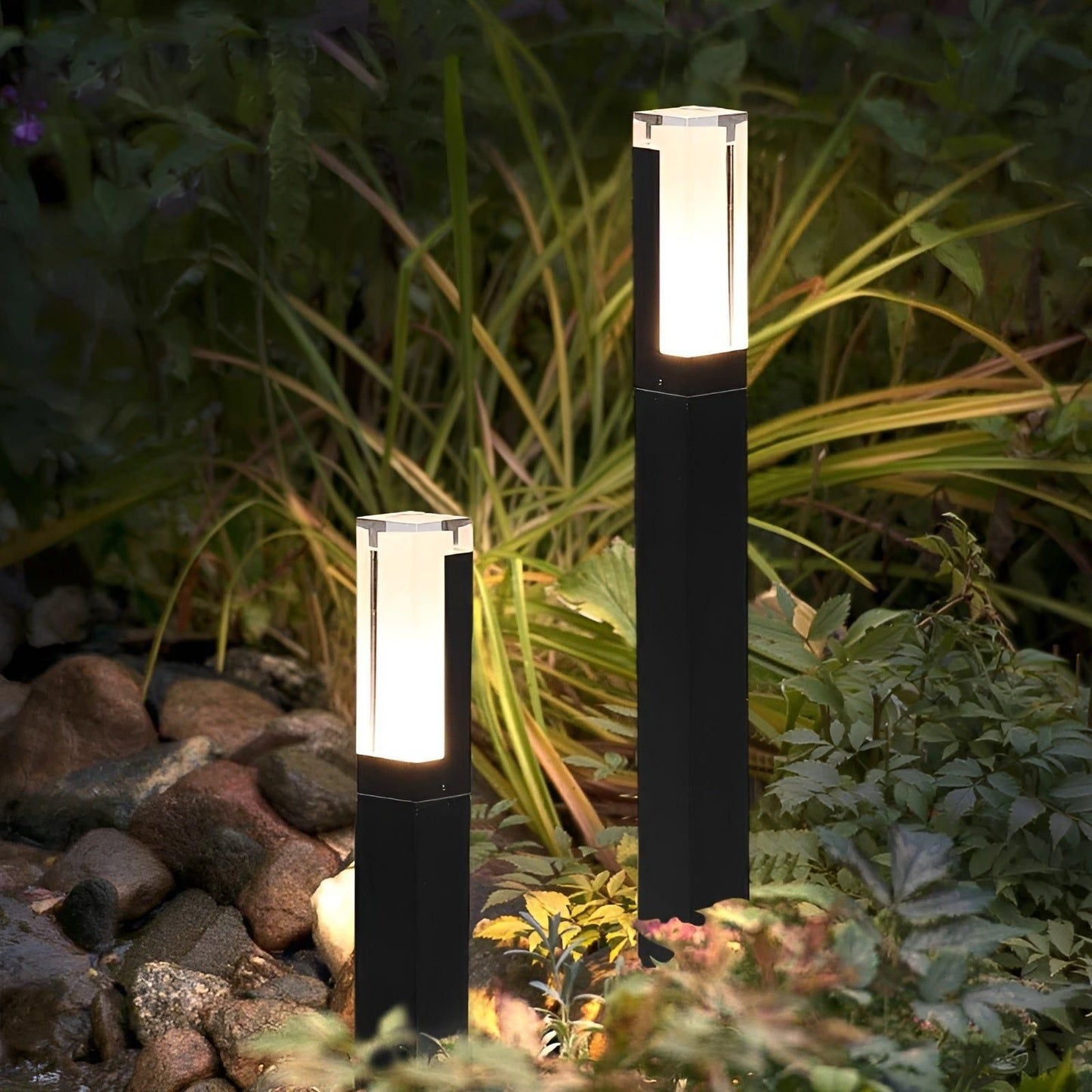 LumaGarten Glow - Moderne LED Gartenbeleuchtung für den Außenbereich