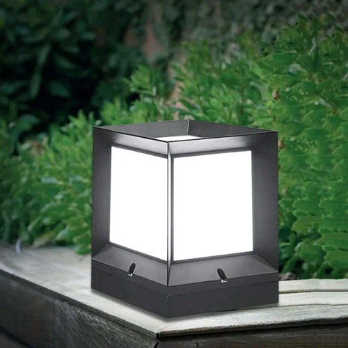 LumenBlock – Würfelförmige LED-Gartenleuchte für stilvolle Beleuchtung