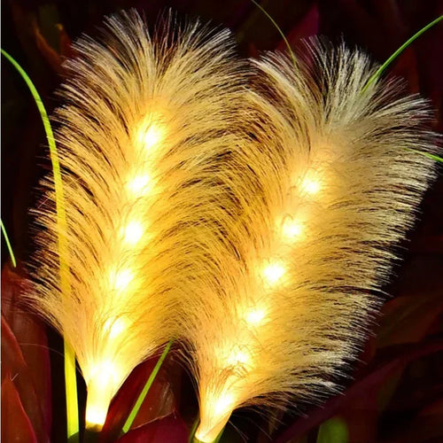 GlowWeave - Solarbetriebene LED Rattan Gartenleuchte für stimmungsvolle Beleuchtung