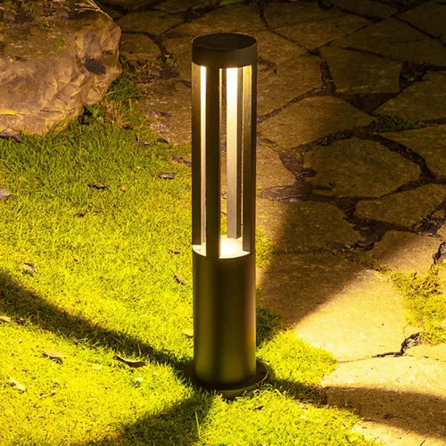 LumenStone - Robuste LED Gartenleuchte für natürliche Felsen-Optik im Außenbereich