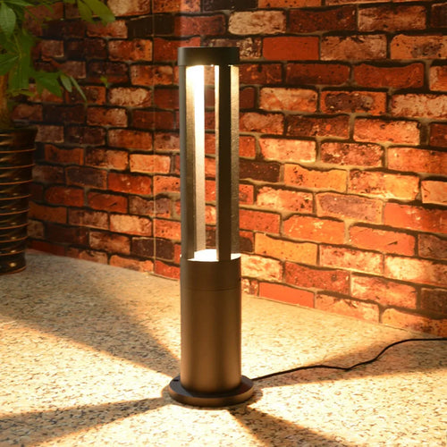 LumenStone - Robuste LED Gartenleuchte für natürliche Felsen-Optik im Außenbereich