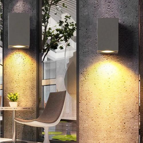 ElementLume - Robuster LED Außenstrahler für Gartenbeleuchtung, wasserdicht