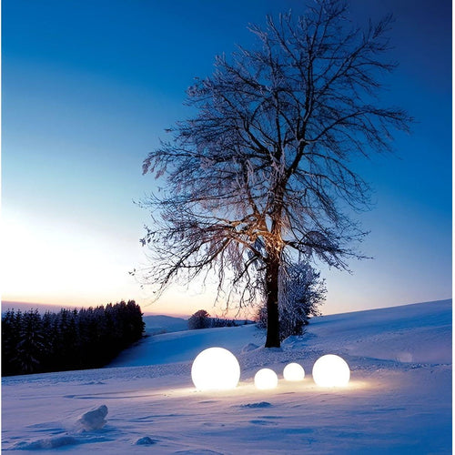 GardenLuxe - Farbwechselnde LED Gartenball-Lampe, wasserdicht