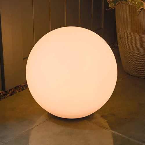 GardenLuxe - Farbwechselnde LED Gartenball-Lampe, wasserdicht