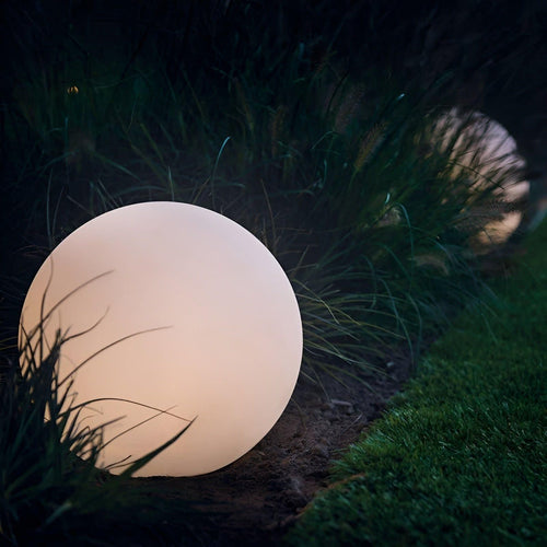 GardenLuxe - Farbwechselnde LED Gartenball-Lampe, wasserdicht