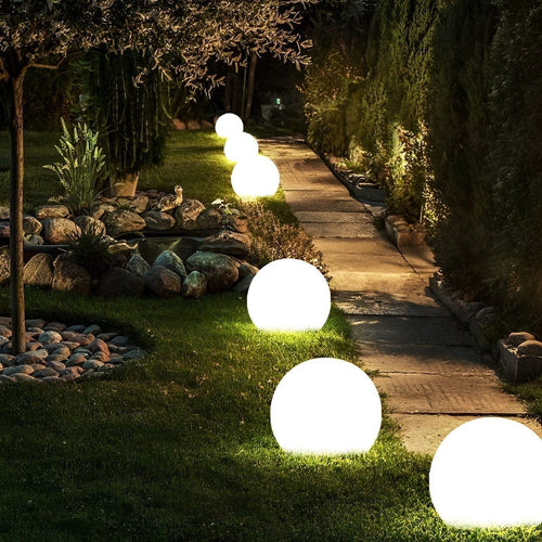 GardenLuxe - Farbwechselnde LED Gartenball-Lampe, wasserdicht