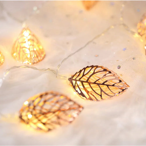 GlowFlora - LED Lichterkette mit Blätter-Design, ideal für Weihnachten und Garten
