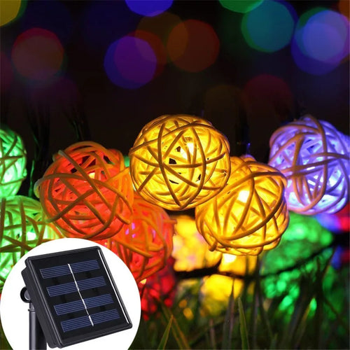 RattanGlow - Solarbetriebene LED Lichterkette für Garten und Outdoor Events