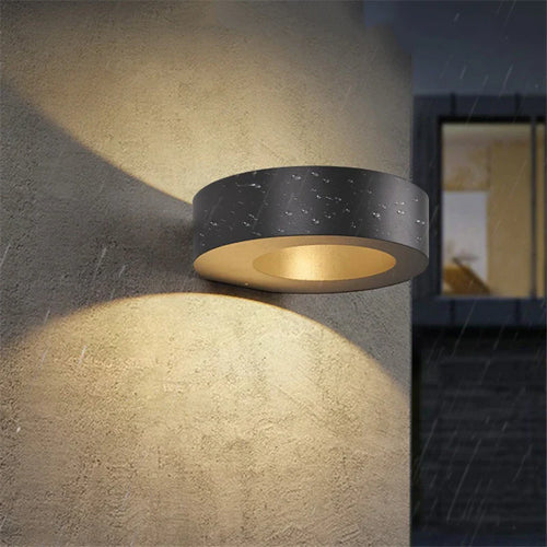 HydroGlow - Wasserdichte LED Wandleuchte für den Außenbereich