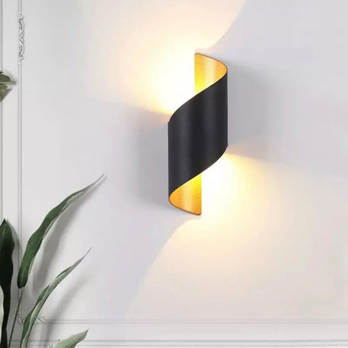 WandSchein - Moderne LED Wandleuchte für Innen & Außen mit Touch-Sensor, elegant und energieeffizient