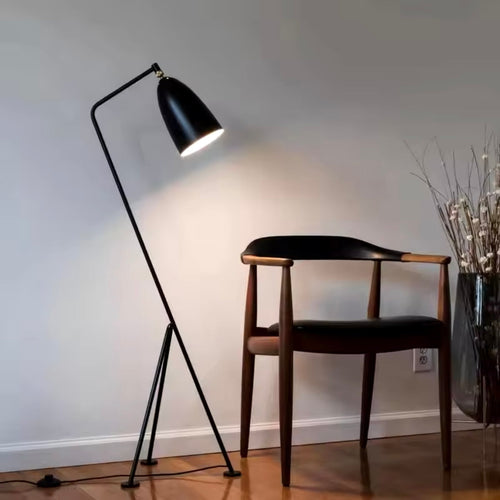 LichtHarmonie - Höhenverstellbare Stehlampe Schwarz für Wohnzimmer - Modern & Energiesparend 2