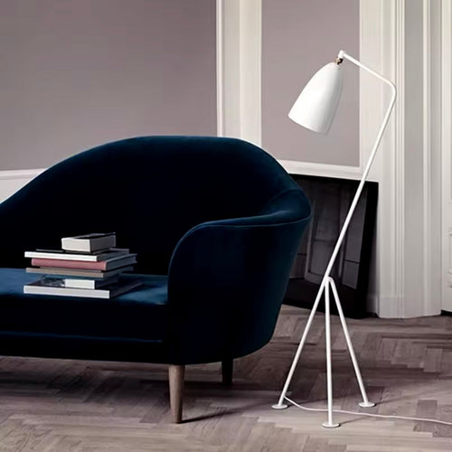 LichtHarmonie - Höhenverstellbare Stehlampe Schwarz für Wohnzimmer - Modern & Energiesparend 3
