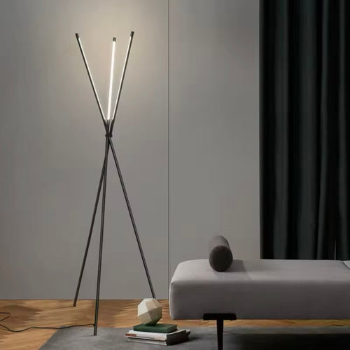 LichtHarmonie - Minimalistische LED Stehlampe für Wohnzimmer, Elegant & Energiesparend 4
