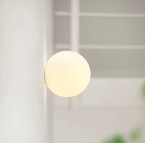 LumaGlanz - Moderne Wandleuchte Innen aus Glas für Schlafzimmer, Flur & Wohnzimmer - Elegantes Design mit sanftem Licht