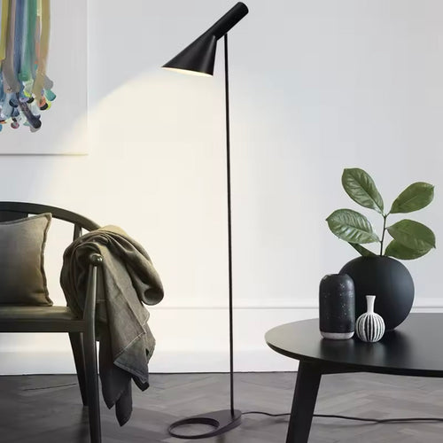 LumenEleganz - Minimalistische Stehlampe Firenze für modernes Wohnen 3