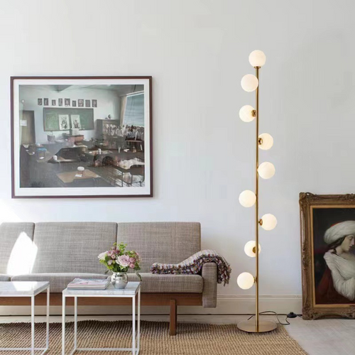 LumenNordic - Elegante Glas Stehleuchte für modernes Wohnen