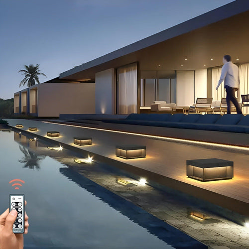 BrightGate - Solarbetriebene LED-Gartenlampe für Tor und Eingang
