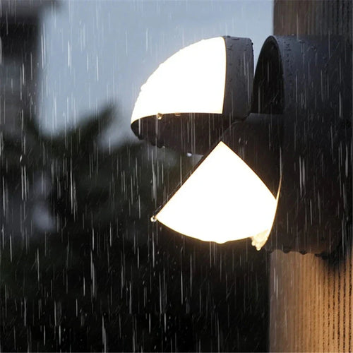 GlowTrail – Moderne LED-Außenwandleuchte
