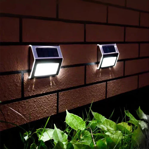 WallLuxe - Solarbetriebene LED Wandleuchte für den Außenbereich, modernes Design und wasserdicht