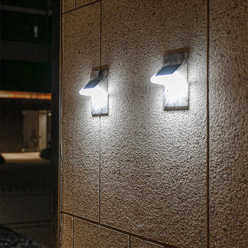LumiPIR - Wasserdichte LED Solar Wandleuchte mit Bewegungsmelder für den Außenbereich