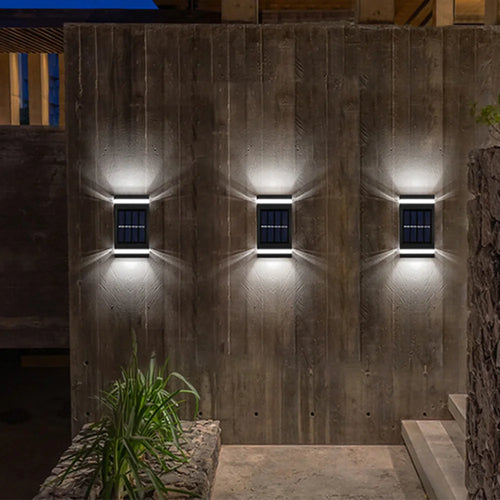 RadiantFence - Solarbetriebene LED Wall Lampe für Garten & Terrasse, wetterfest