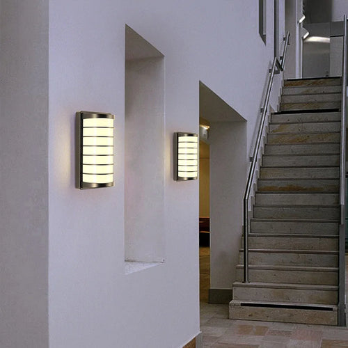 GuardLite - Robuste LED Wandleuchte für Garten, Balkon und Terrasse, wetterfest und langlebig