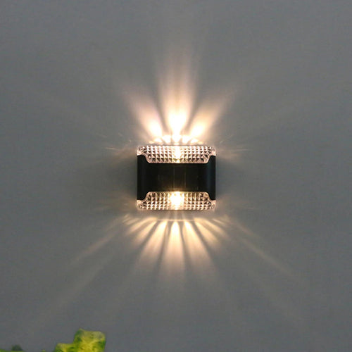 RadiantFence - Solarbetriebene LED Wall Lampe für Garten & Terrasse, wetterfest