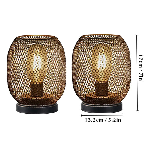 LumiFlare - Elegante LED Tischlampe im Metallkäfig für Garten und Terrasse, Batterie betrieben