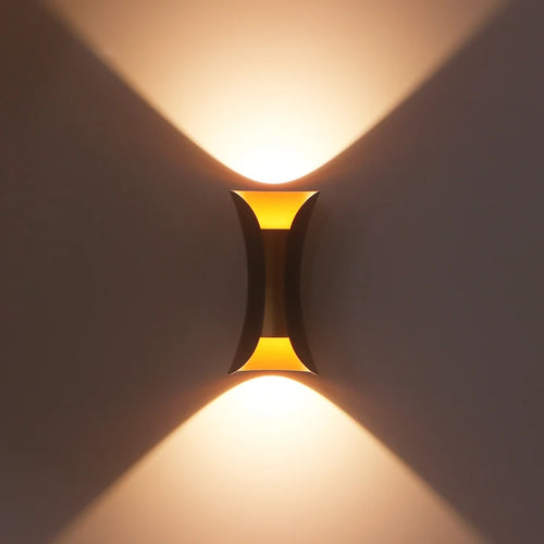 LuxeLumen - LED Wandleuchte für den Außenbereich, wasserdicht und langlebig
