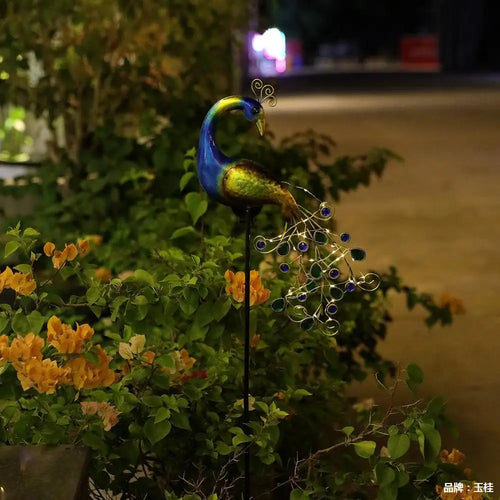 LumenPeacock - Solarbetriebene LED Pfau Gartenlampe für dekorative Außenbeleuchtung