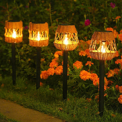 WandLuxe - Solarbetriebene LED Wandleuchte für den Außenbereich, wasserdicht und dekorativ