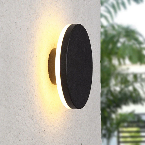 LumenZen – Zeitlose LED-Wandleuchte für moderne Außenbereiche