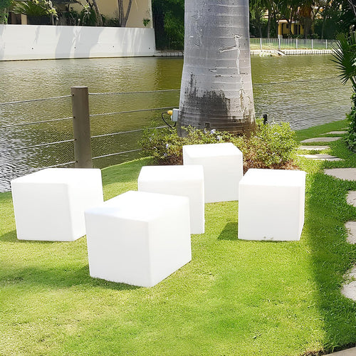 LumoCube – Kreative Kubische LED-Gartenleuchte mit Batteriebetrieb