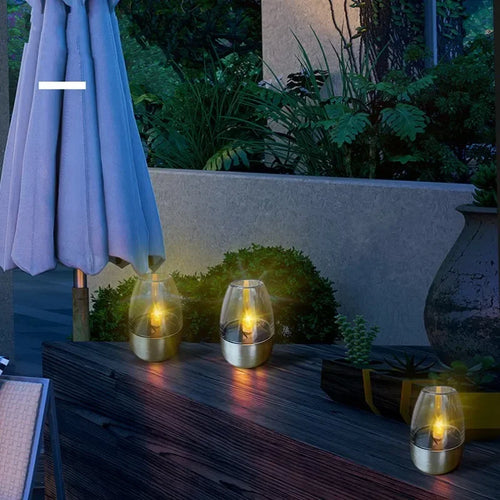 LumiFlame - Solarbetriebene LED-Kerzen mit authentischem Flammeneffekt für den Garten
